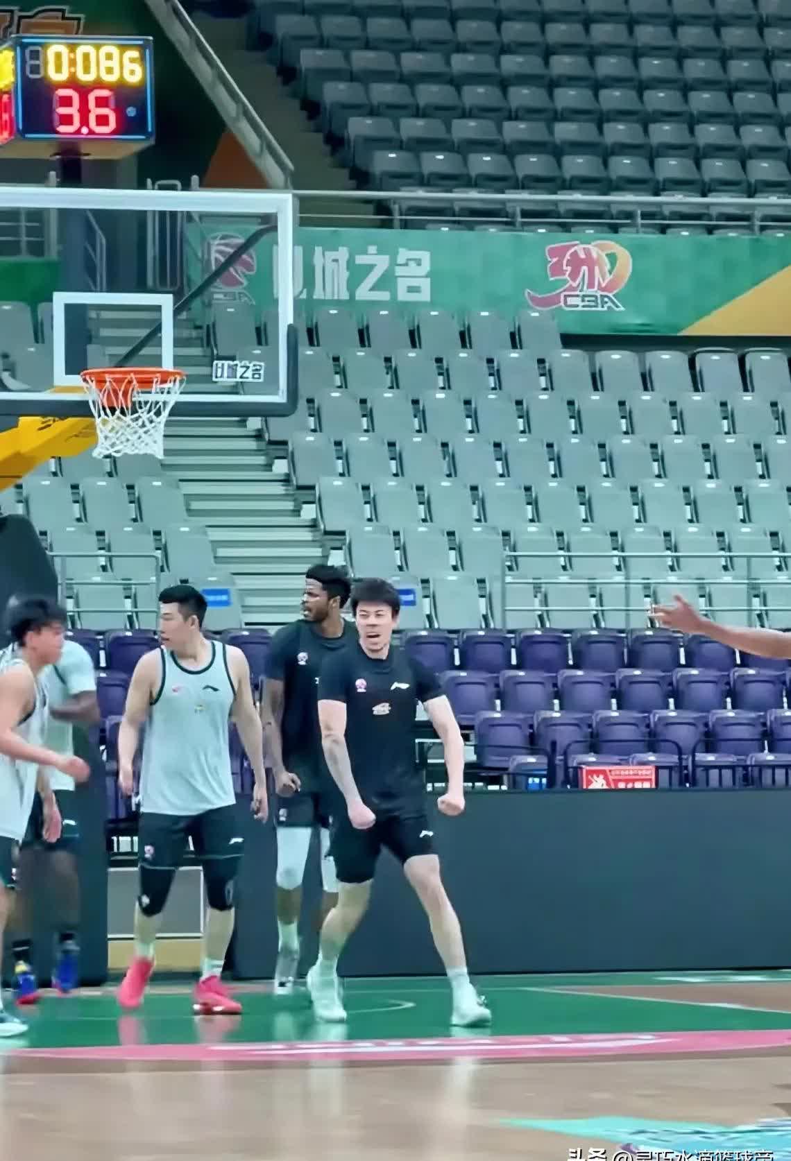 近期一场精彩对抗引发球迷热议