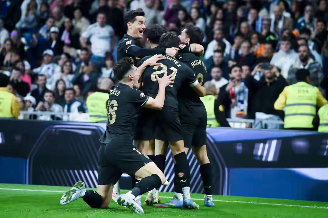 瓦伦西亚主场不敌塞维利亚，西甲前六位置动摇的简单介绍