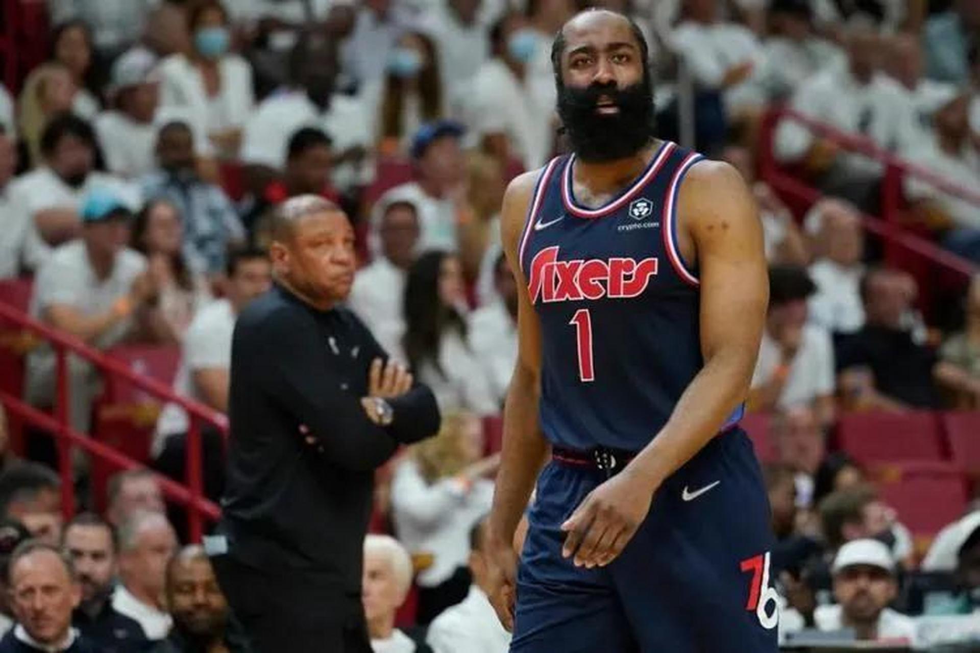 DB game-雄鹿队本赛季状态不稳，主帅或将下课