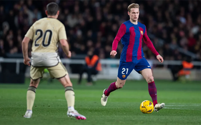 巴萨后防线不稳,惨遭逆转失利 巴萨后防线不稳,惨遭逆转失利