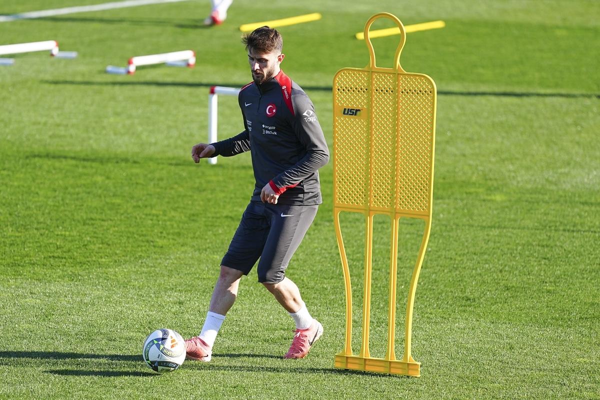 匈牙利喜迎胜利,战队晋级在望 匈牙利喜迎胜利,战队晋级在望