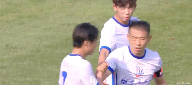 多宝彩票-杨善平攻入制胜球，帮助上海申花
