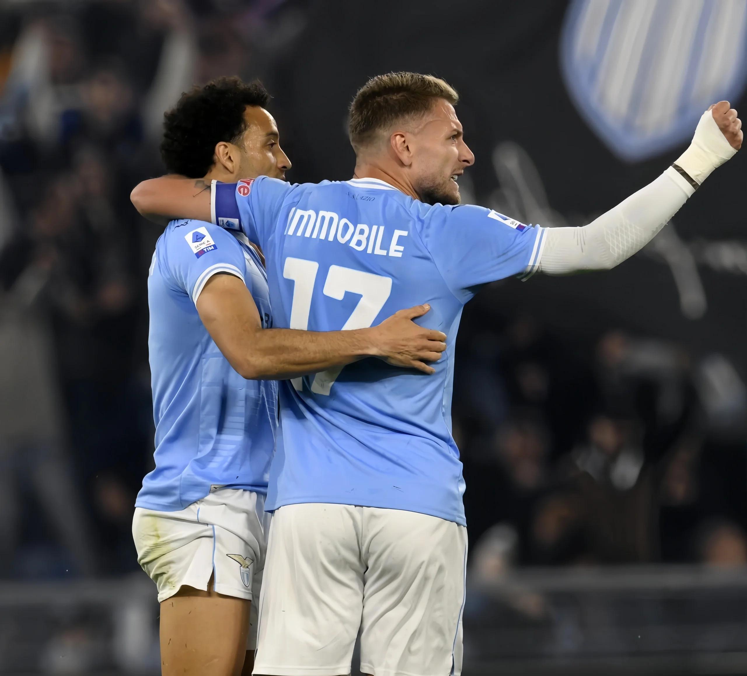 国际豪门球队对决,场面火爆 国际豪门球队对决,场面火爆