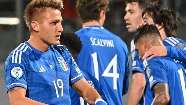 意大利球员国家队集结，备战国际比赛的简单介绍