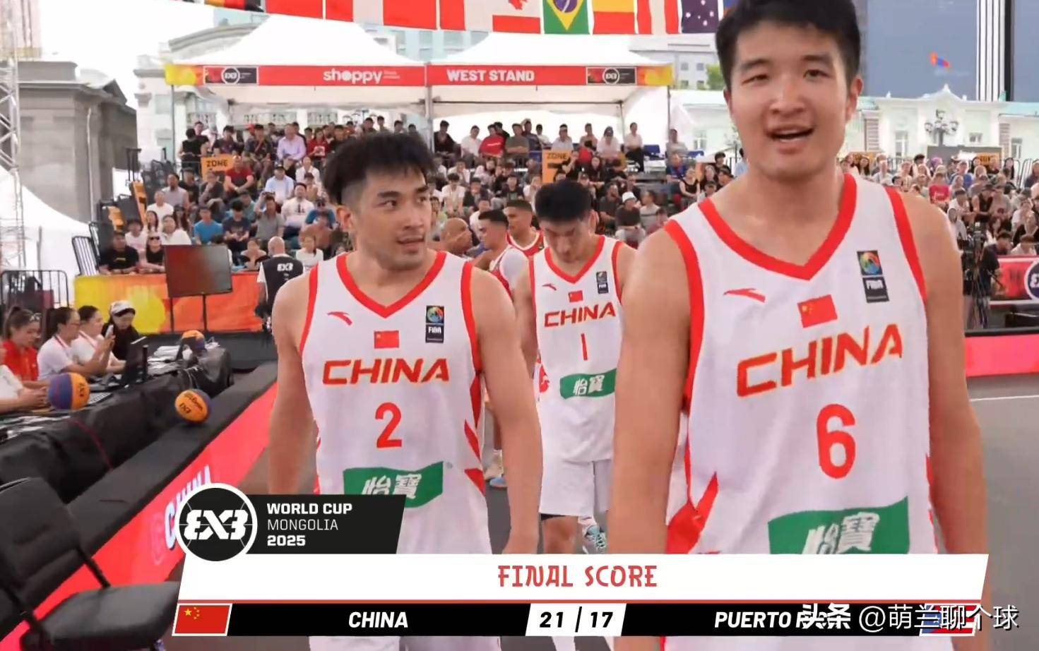 美国女足在北美洲杯半决赛中逆转加拿大，挺进决赛