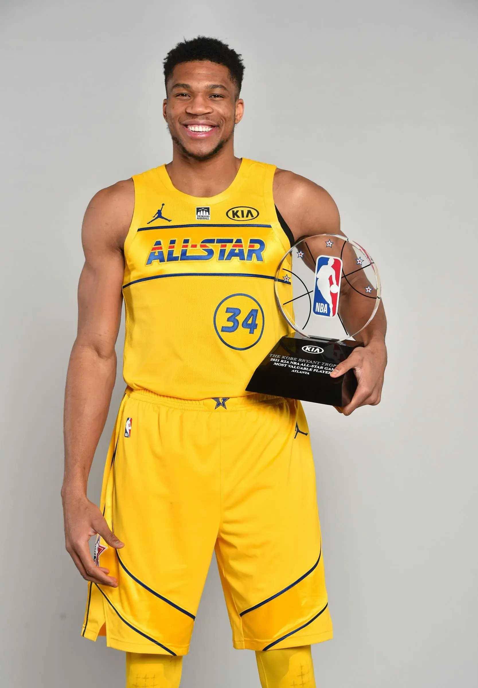 DB彩票官方网站-篮球明星因出演电影获得好评