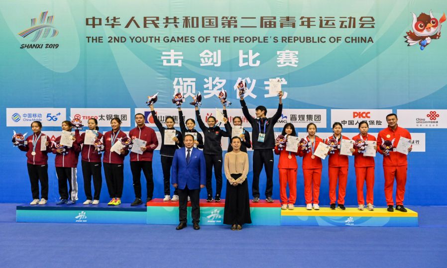 澳大利亚击剑队实力强劲，称霸赛场