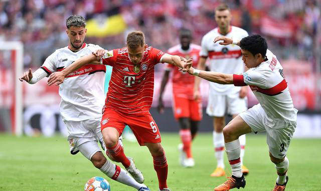 里昂客场不敌拜仁慕尼黑，遭遇淘汰