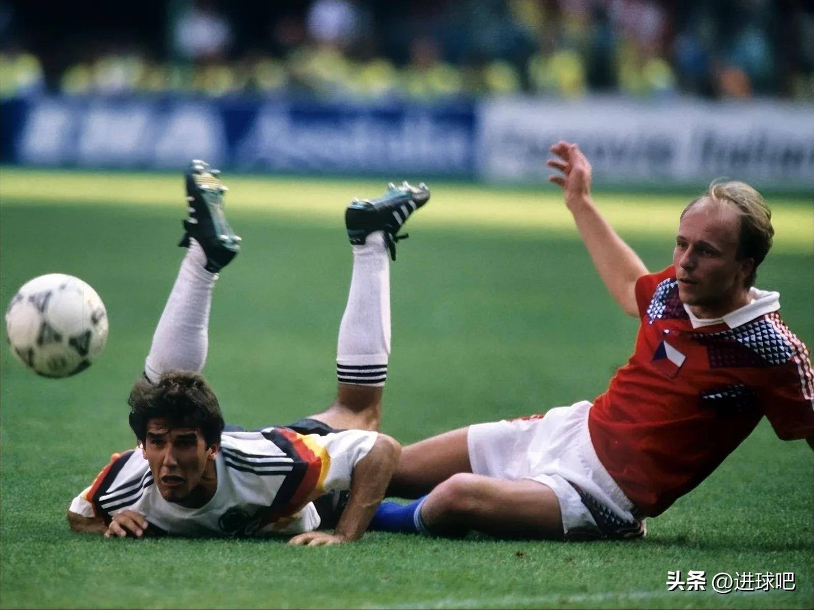 DB彩票试玩-捷克运动员在摔跤比赛中不败连胜