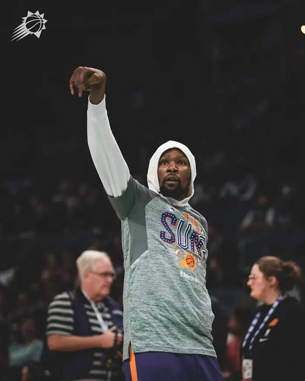 小牛击败篮网，豪取五连胜！