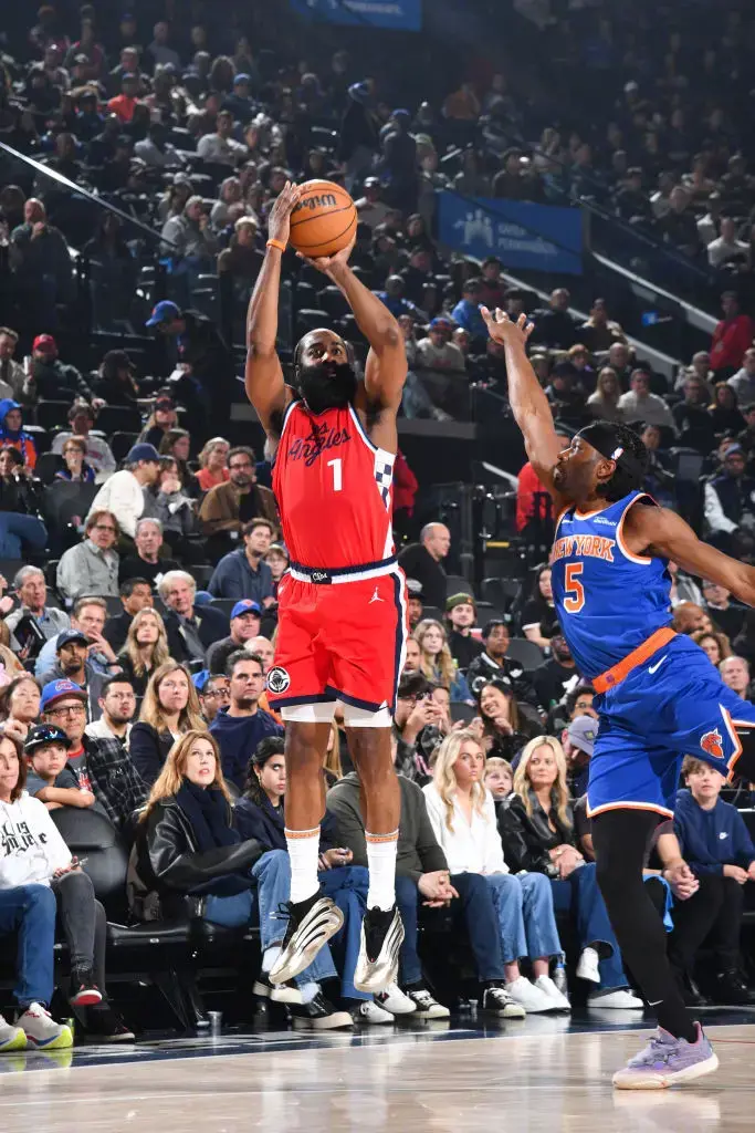 火箭不敌凯尔特人遭受两连败，哈登砍下全场最高32分